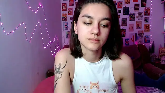 Snapshot of Celine_Dionn chatting on December 2024 04:04:02 PM Celine Dionn online show from December 2024 04:04:02 PM