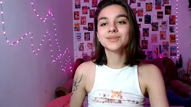 Snapshot of Celine_Dionn chatting on December 2024 07:10:01 PM Celine Dionn online show from December 2024 07:10:01 PM