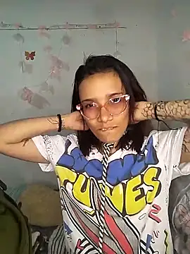 Yaumiko online show from February 2026 12:37:01 AM