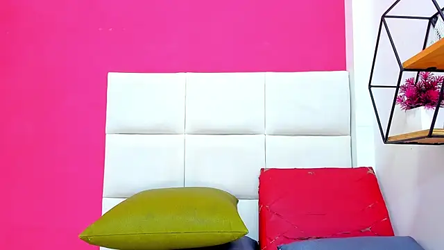 malu horny 69 online show from December 2024 03:11:01 PM