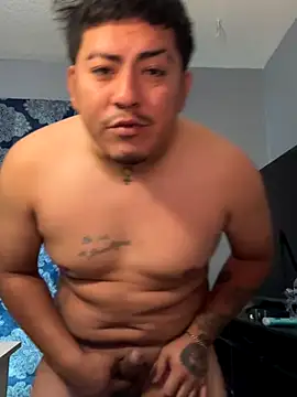 Luisrtrrr online show from October 2025 02:30:01 PM