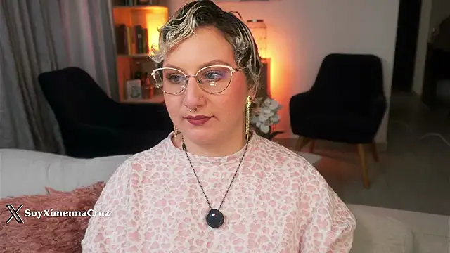 Ximenna Cruz online show from March 2026 09:52:01 PM