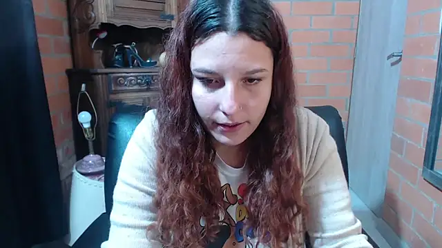 Snapshot of alexia_87 chatting on December 2025 12:04:01 AM alexia 87 online show from December 2025 12:04:01 AM