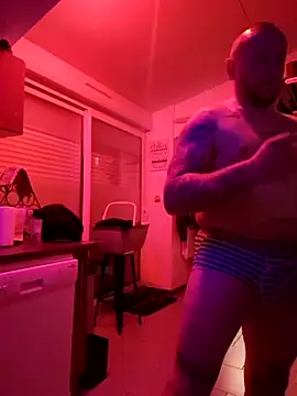 RomWoolf online show from April 2026 11:47:02 PM