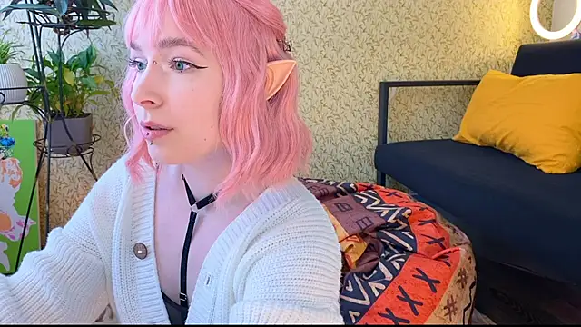 EmmyAmbros online show from March 2025 08:43:01 AM