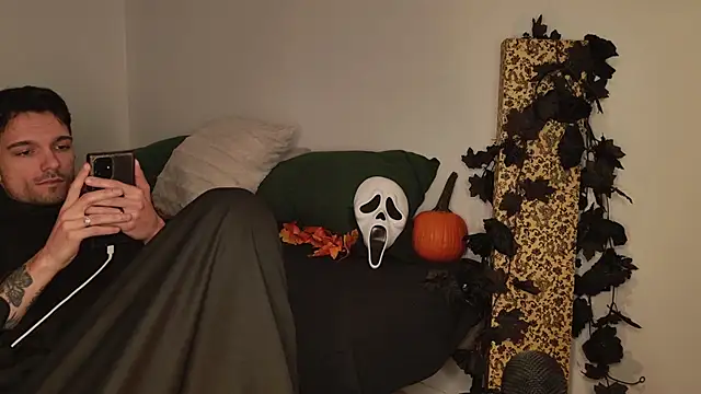 Snapshot of JackDesFeux chatting on October 2025 03:18:01 AM JackDesFeux online show from October 2025 03:18:01 AM