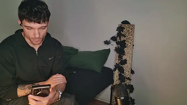 Snapshot of JackDesFeux chatting on November 2025 04:57:01 AM JackDesFeux online show from November 2025 04:57:01 AM