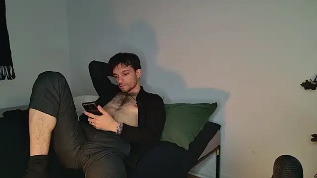 Snapshot of JackDesFeux chatting on November 2025 10:21:02 PM JackDesFeux online show from November 2025 10:21:02 PM