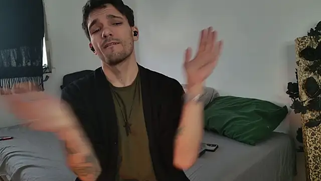 Snapshot of JackDesFeux chatting on November 2025 04:11:02 PM JackDesFeux online show from November 2025 04:11:02 PM