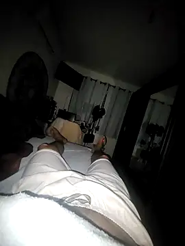 Snapshot of GoianoXD chatting on February 2026 04:06:01 AM GoianoXD online show from February 2026 04:06:01 AM