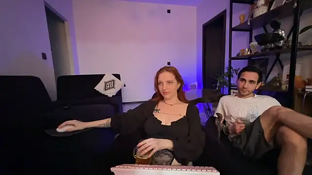 Snapshot of Chaptertoo chatting on February 2025 01:00:01 AM Chaptertoo online show from February 2025 01:00:01 AM