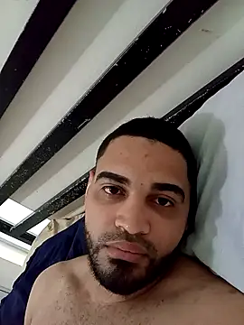 Snapshot of luismanuel_1998 chatting on December 2025 11:41:02 AM luismanuel 1998 online show from December 2025 11:41:02 AM