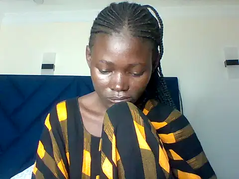 Snapshot of Hope_beib chatting on February 2026 04:35:01 AM Hope beib online show from February 2026 04:35:01 AM