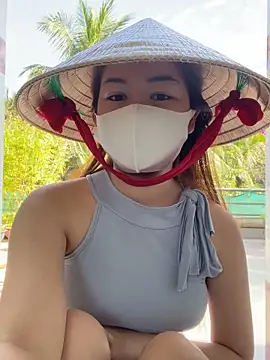 BabyThree  online show from November 2025 06:49:01 AM