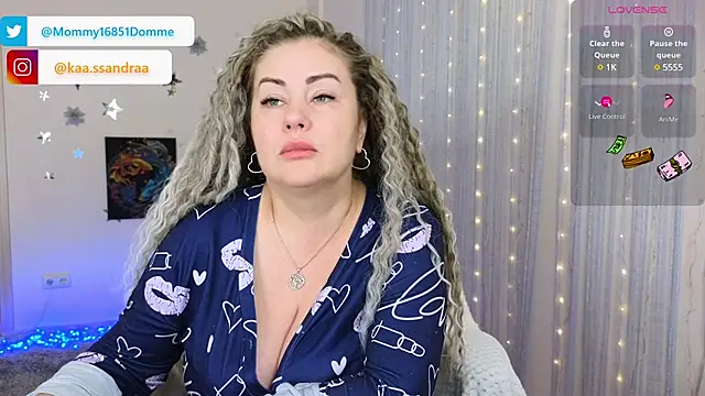 Snapshot of misskaassandraa chatting on January 2025 04:27:01 PM misskaassandraa online show from January 2025 04:27:01 PM