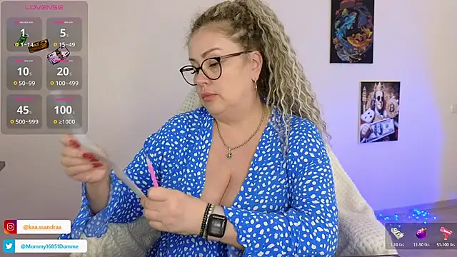 Snapshot of misskaassandraa chatting on January 2025 07:45:01 PM misskaassandraa online show from January 2025 07:45:01 PM