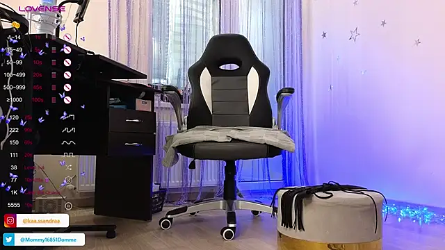 Snapshot of misskaassandraa chatting on March 2025 10:25:02 AM misskaassandraa online show from March 2025 10:25:02 AM