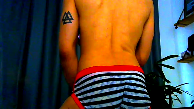 funguybr36 online show from March 2026 08:17:01 PM