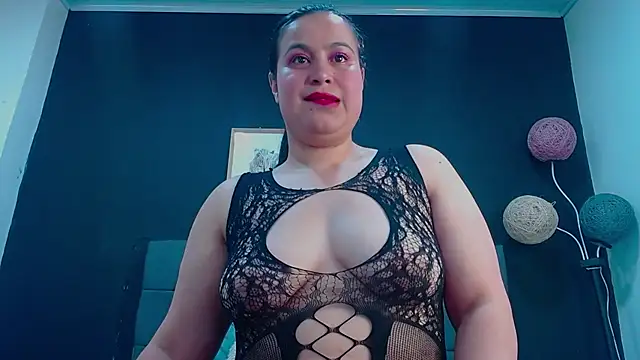 mia xx1 online show from October 2025 04:14:01 AM