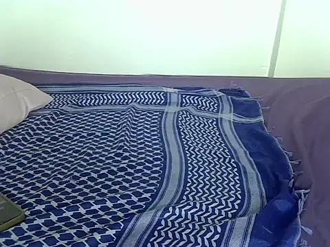 laetitia  online show from October 2025 12:38:02 PM