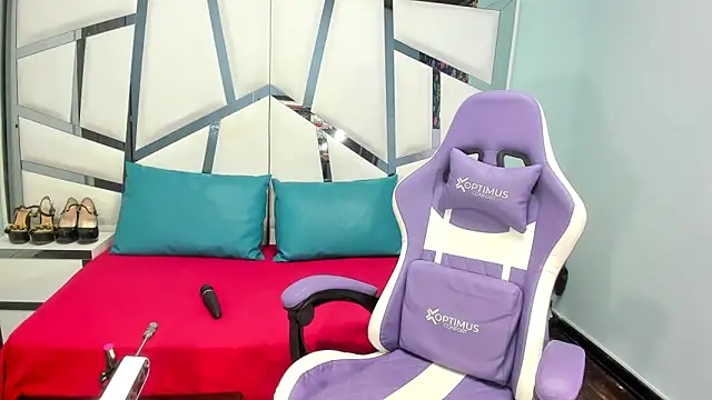 chanel hot 001 online show from December 2025 08:03:01 PM