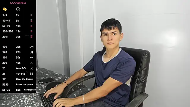 Jacobb Lee online show from January 2025 08:22:02 PM