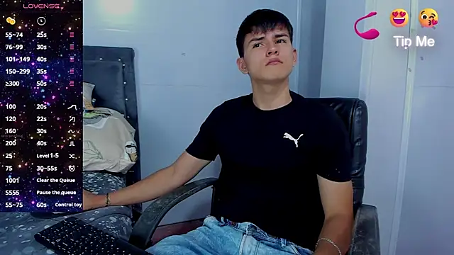 Jacobb Lee online show from September 2025 08:08:01 PM