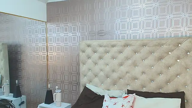 Sara Desire online show from January 2025 12:20:02 PM