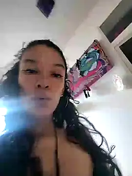 Snapshot of rebekka_simpson chatting on February 2025 04:47:02 PM rebekka simpson online show from February 2025 04:47:02 PM