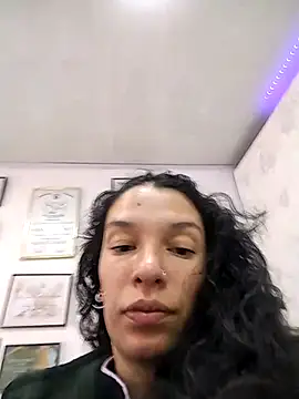 Snapshot of rebekka_simpson chatting on February 2025 04:40:02 PM rebekka simpson online show from February 2025 04:40:02 PM