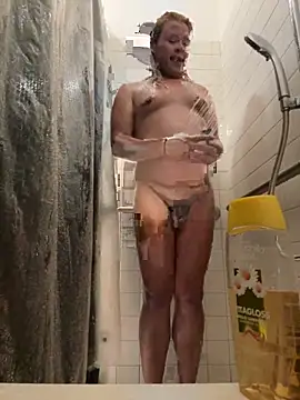 allissonw13 online show from October 2025 08:31:02 AM