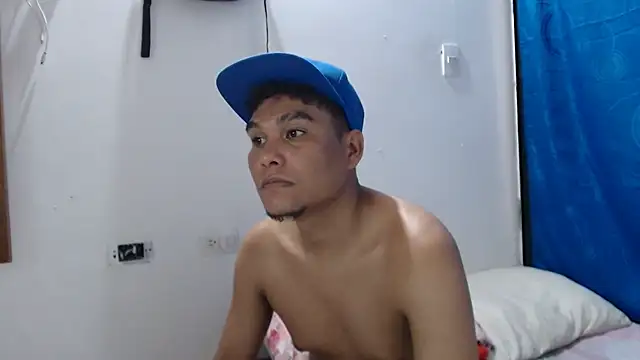 andersalesak05 online show from January 2025 10:24:01 PM