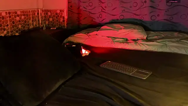 Snapshot of Teo_skinny chatting on February 2025 11:20:01 PM Teo skinny online show from February 2025 11:20:01 PM