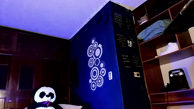 Snapshot of Teo_skinny chatting on May 2026 11:02:02 PM Teo skinny online show from May 2026 11:02:02 PM