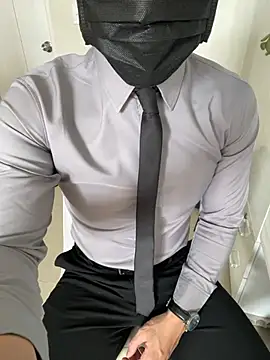 harrylouis1357 online show from January 2025 06:37:01 AM