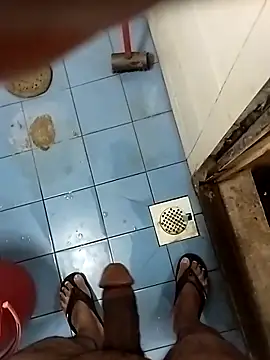 Snapshot of cenyon124 chatting on October 2025 04:08:01 PM cenyon124 online show from October 2025 04:08:01 PM