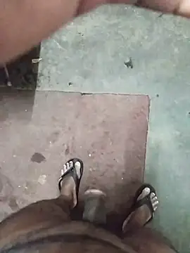 Snapshot of cenyon124 chatting on October 2025 04:07:02 PM cenyon124 online show from October 2025 04:07:02 PM