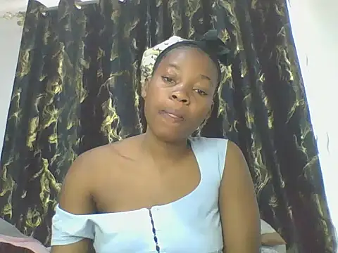 Snapshot of _Becky002 chatting on October 2025 08:34:02 AM Becky002 online show from October 2025 08:34:02 AM