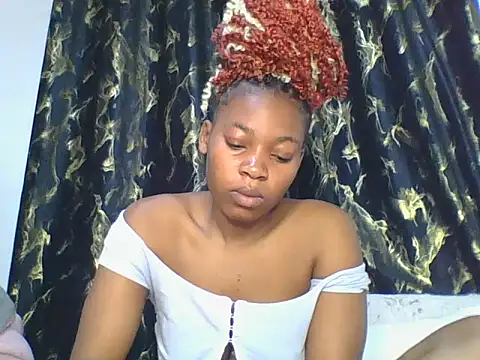 Snapshot of _Becky002 chatting on October 2025 11:21:01 AM Becky002 online show from October 2025 11:21:01 AM