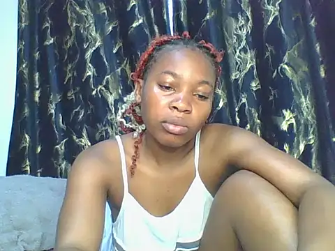 Snapshot of _Becky002 chatting on October 2025 08:55:02 AM Becky002 online show from October 2025 08:55:02 AM