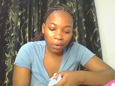 Snapshot of _Becky002 chatting on April 2026 11:07:02 AM Becky002 online show from April 2026 11:07:02 AM