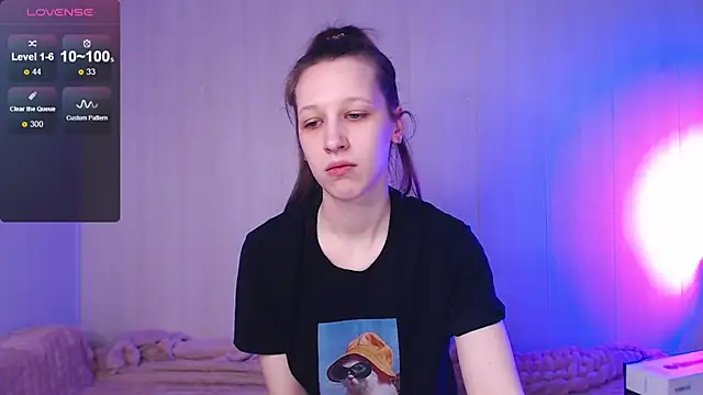 ur kitty   online show from December 2025 09:04:01 AM