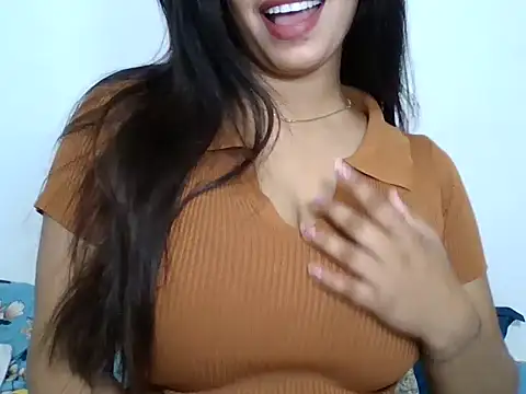 Snapshot of sparkling_queen chatting on December 2024 03:16:02 AM sparkling queen online show from December 2024 03:16:02 AM