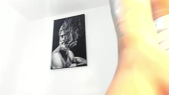 santiago sosa24 online show from March 2026 12:04:01 AM