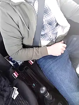 A man in public online show from January 2026 07:54:01 AM