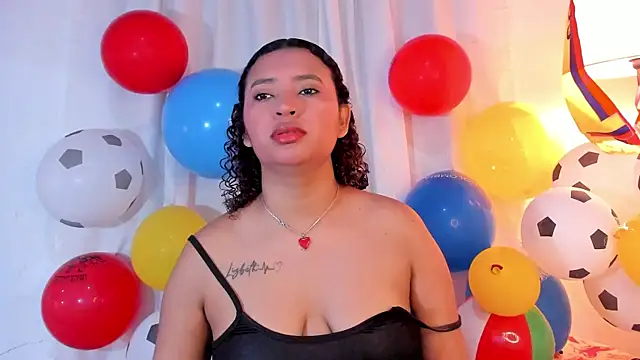 JessyZoe online show from June 2026 02:32:02 PM
