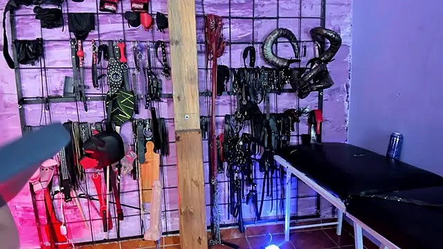 Snapshot of alexia_aitanaa_ chatting on February 2026 02:29:02 AM alexia aitanaa online show from February 2026 02:29:02 AM