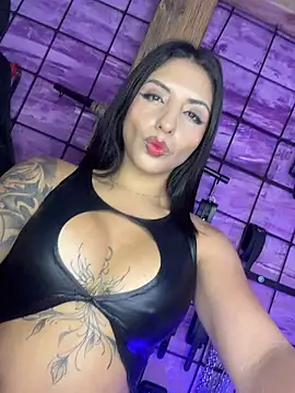 alexia aitanaa  online show from July 2026 12:27:01 AM