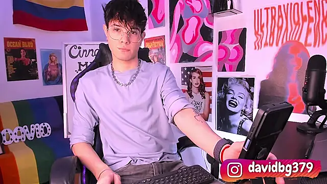 Snapshot of cinnamon_boyxxx chatting on March 2025 12:54:02 AM cinnamon boyxxx online show from March 2025 12:54:02 AM