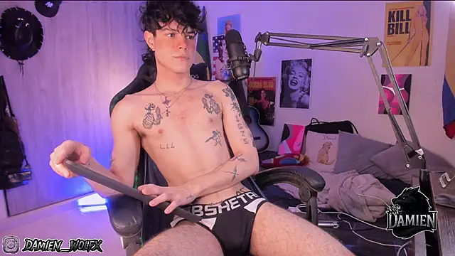 cinnamon boyxxx online show from November 2025 02:43:01 AM